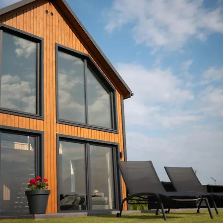 Villa North House- Caloroczny Dom Z Prywatna Sauna I Balia Osiek