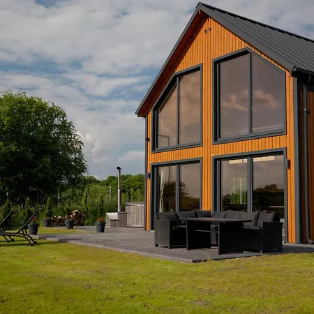 North House- Caloroczny Dom Z Prywatna Sauna I Balia *