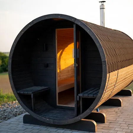 Villa North House- Caloroczny Dom Z Prywatna Sauna I Balia Osiek